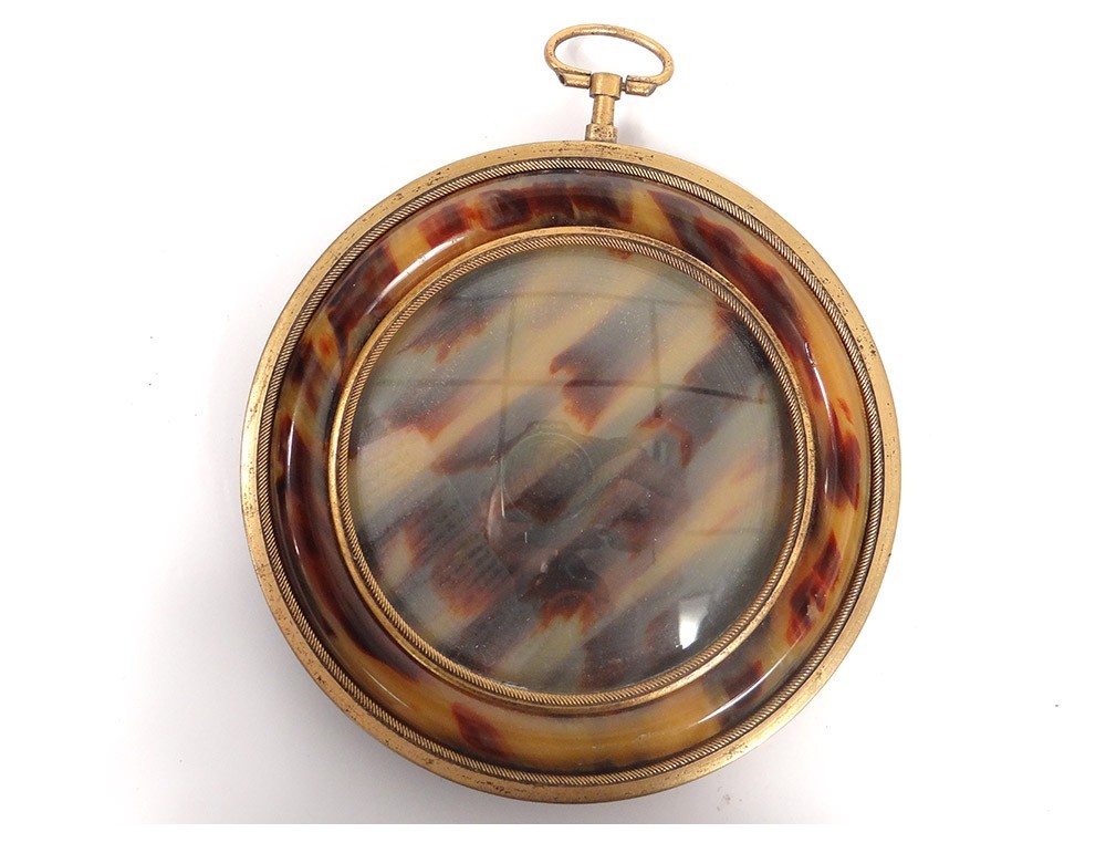 Pair Small Round Frames Bakelite Imitation Tortoises Gilded Pair Small Round Frames Bakelite Imitation Tortoises Gilded Brass Th