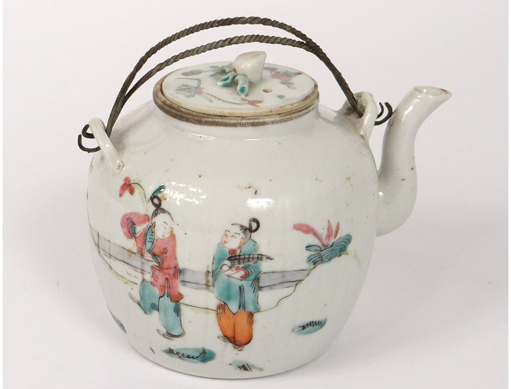 Chinese porcelain teapot Mandarin characters Tongzhi chinese