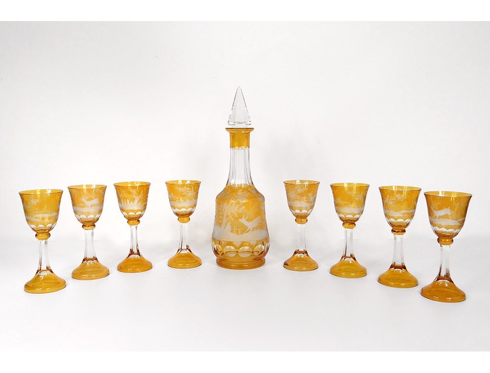 Service 8 verres carafe cristal taillé Bohême cerfs biches forêt XIXème