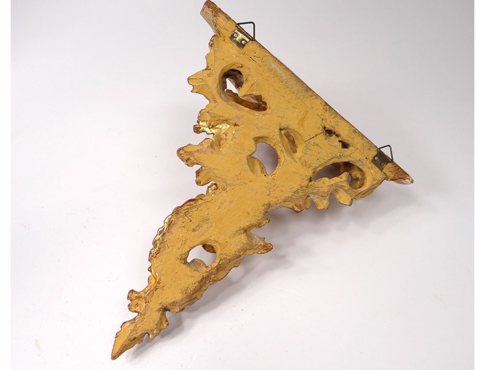 GRANDE CONSOLE MURALE d'angle en bois sculpté doré d'époque . XIX ème