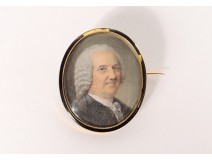 Miniature oval mother-of-pearl portrait noble eighteenth pin solid gold 18K enamel