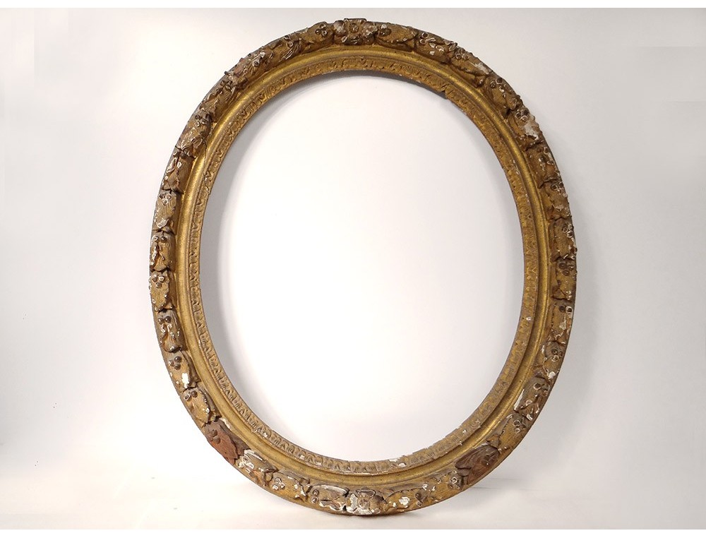 antique oval frame