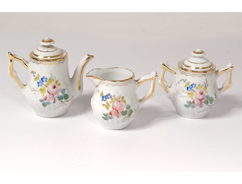Mini service à thé en porcelaine décor Blue Willow (D'occasion) à Petit-Lancy pour CHF 20 - avec