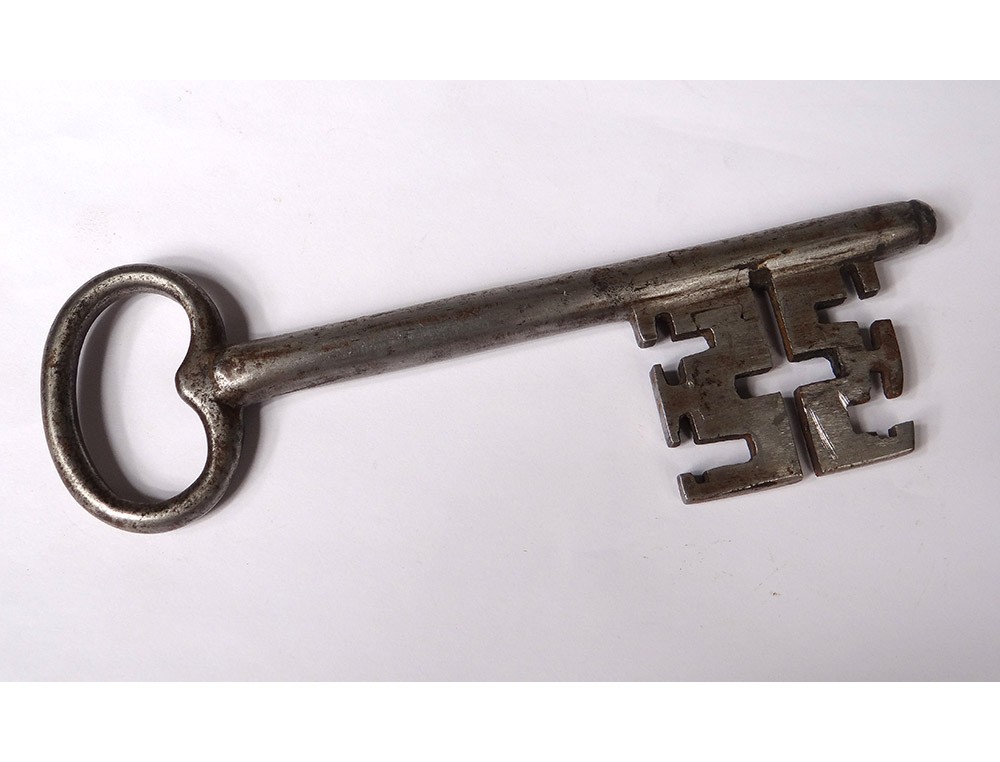 Lot De 2 Grandes Clés Anciennes En Fer Forgé – XIXe Siècle – 17 Cm – France