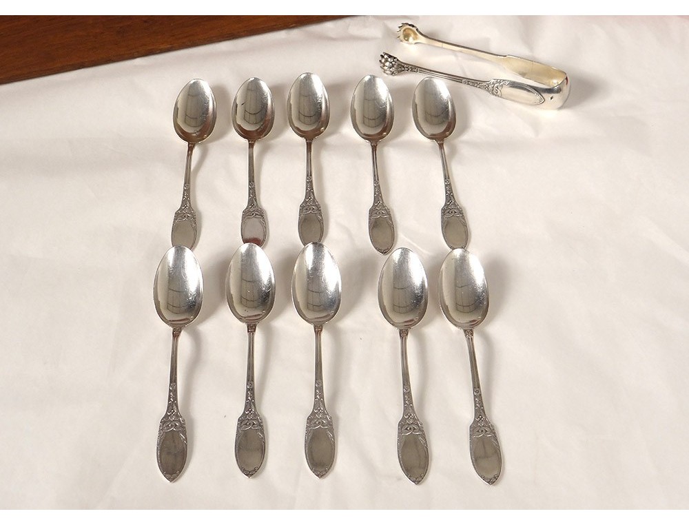 Cuillère à sauce en argent massif, poinçon Minerve 1er titre, modèle