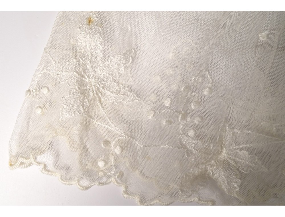 Robe de baptême ancienne bonnet tulle broderie fleurs XIXème XXème siècle