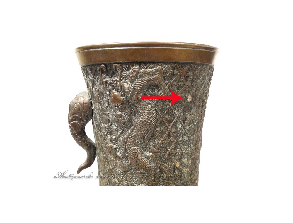 Bronze vase 19th China Vietnam Dragons Flowers