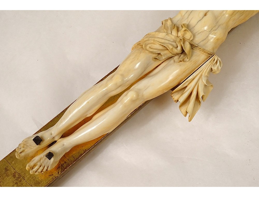 Christ ivory Dieppe carved crucifix cross gilded wood XIXth century