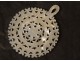 Carved mother-of-pearl jewel pendant openwork star foliage XIXth century