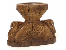 Funnel planter plow carved wood birds Quercy Queyras eighteenth century