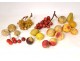 Set of 21 polychrome Carrara marble fruits, grapes, peaches, cherries, XIXth