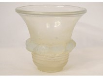 Rene Lalique molded opalescent glass vase, Piriac model, 20th century fish