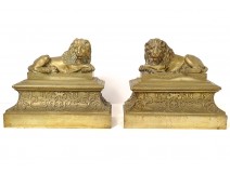 Pair of gilt bronze andirons lying lions Château Neuilly XIXth Restoration