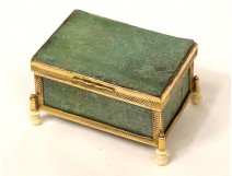 Small box stingray box in gilded brass XIXth century