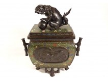 Cloisonne bronze covered pot box Fô dog birds signed late 19th century