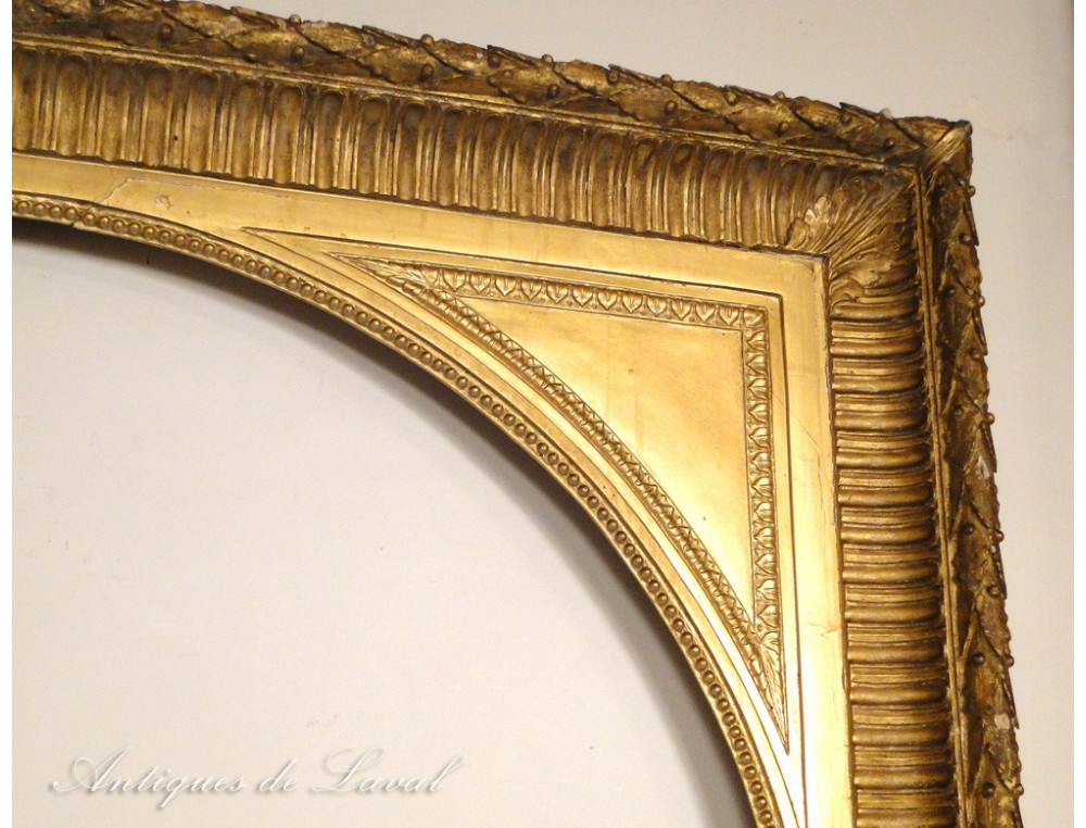 Grand cadre photo Louis XVI en bronze doré | GSLR Antiques