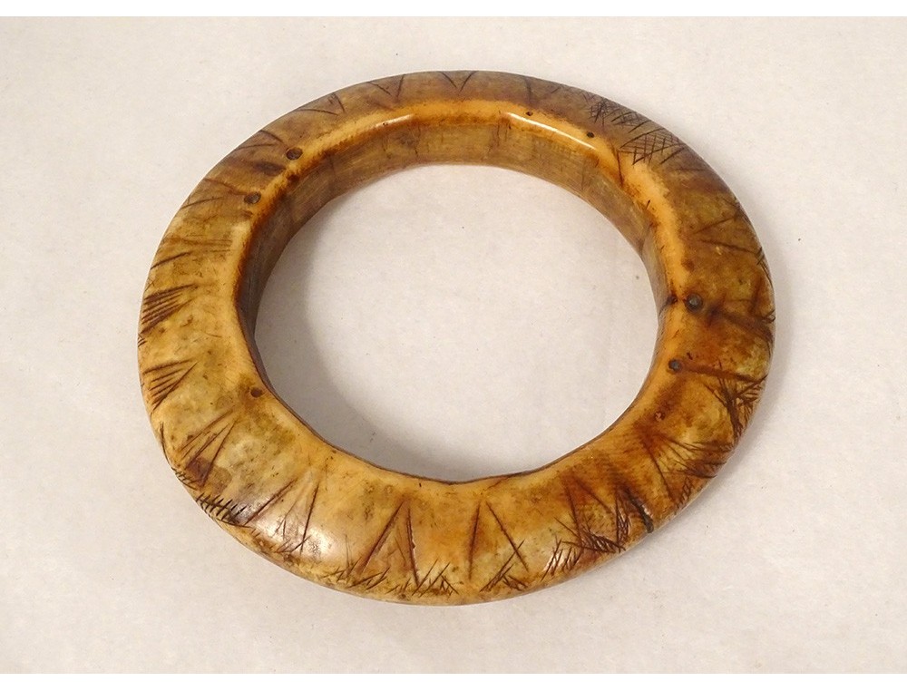 Bracelet ancien ivoire africain Afrique subsaharienne collection XIXème