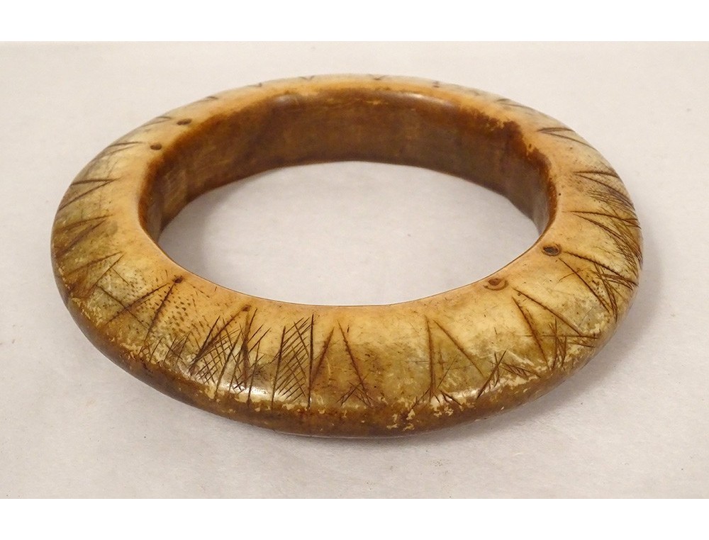 Bracelet ancien ivoire africain Afrique subsaharienne collection XIXème