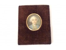 Miniature ovale médaillon portrait gentilhomme Ecole française XVIIIème