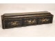 Glove lacquered wood and gilt, from China, decorated with figures, gardens and flowers, nineteenth