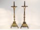 Paire pique-cierges bougeoirs chandeliers église bronze argenté XVIIè siècle