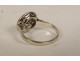 18 carat white gold daisy ring with eagle head diamonds PB 3.81gr 20th century