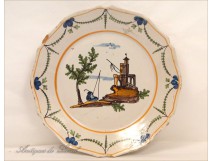 Earthenware plate Nevers 18th castle fisherman