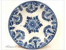 Large earthenware dish Spain Manises Flowers 19th