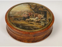 Pill box amboina with miniature painted nineteenth