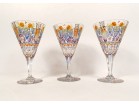 3 verres à pied cristal émaillé Famille de Polignac château Kerbastic XXème