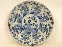 Large flat blue Chinese porcelain Ming 17th