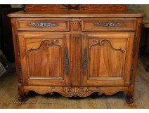 Buffet Louis XV walnut Lyonnais, eighteenth