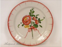 The earthenware plate Islettes Lunéville Flowers Roses 18th