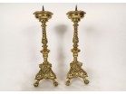 Paire pique-cierges bougeoirs bronze torsadé Marmousets chérubins XVIIème