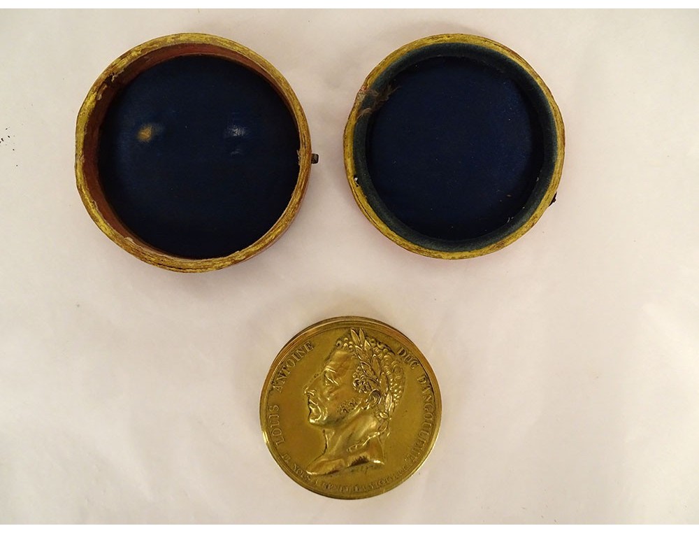 Médaille-boîte au duc d'Angoulême, guerre d'Espagne 1823