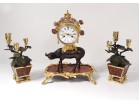Pendule au Buffle Louis XV bronze doré bois laqué chinois candélabres 18è