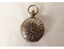 Porte louis d'or pyrogène ancien métal argenté livre monogramme début XXè