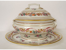 Porcelain soup tureen, Samson Manufacture, Asian bamboo and flower decor, 19th century