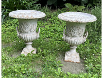 Pair of Medici vases, cast iron garden basin, 19th century