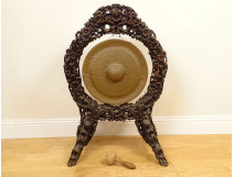 Large Indochinese gong, exotic wood, carved copper, Indochina, Vietnam, 20th century