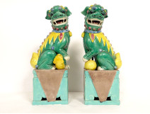 Pair of Chinese porcelain dragon and dog sculptures from Fo, China, 19th century
