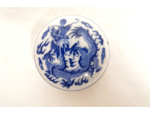 Small cinnabar paste box Chinese porcelain dragon 5 claws 20th century