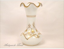 Vase opaline gilt flowers NAPIII 19th