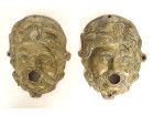 Paire masques fontaine mascarons tête Dieu Fleuve Potamoi bronze XVIIème