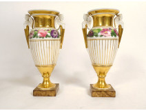 Pair of porcelain baluster vases Paris flowers winged women 1st Empire 19th century