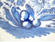 Large round dish with navel, Delft earthenware, white and blue, with bouquets of flowers, 18th century