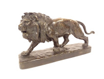 Bronze sculpture of a roaring walking lion by Louis Vidal Navatel, blind, 19th century