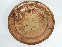 Deep dish of Hispano-Moresque earthenware from Manises, Spain, with foliage reflection, 17th century