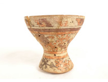 Pre-Columbian Nazca bowl from Peru, featuring birds and fish, polychrome terracotta.