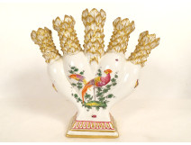 English porcelain Chelsea Derby flower vase with birds and butterflies, 19th century